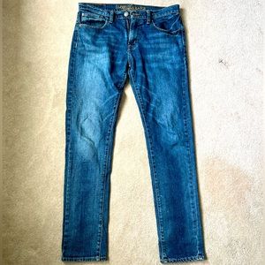 American Eagle Men 99% Cotton Classic Blue Wash Skinny Jeans
